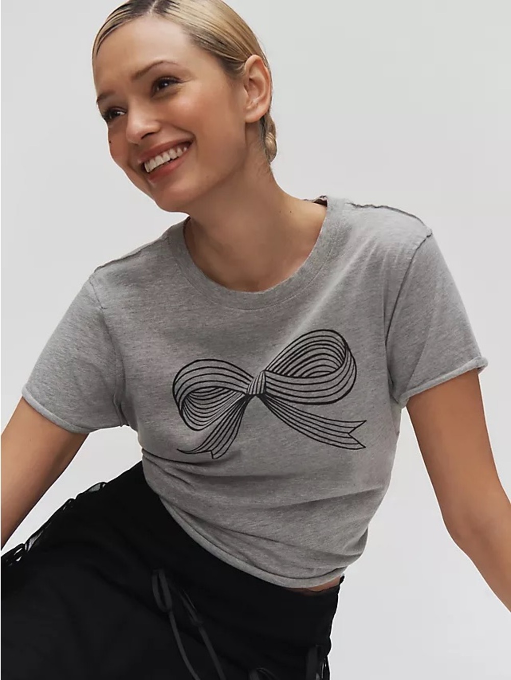 Anthropologie Maeve Roomytown Bow Gray graphic tee M